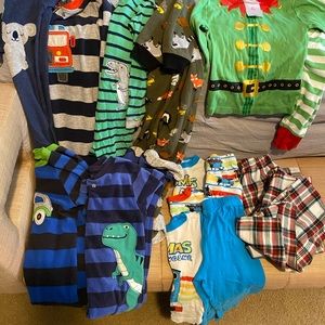 Boys 2T pajama bundle/lot